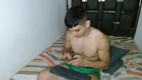 tomaz_18 online show from April 21, 1:42 am