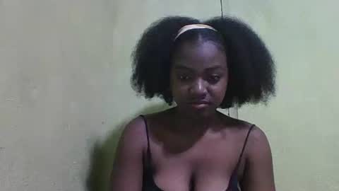 Snapshot of tomboasy chatting on October 12, 10:22 pm tomboasy online show from October 12, 10:22 pm