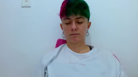 Blue online show from November 29, 7:10 pm