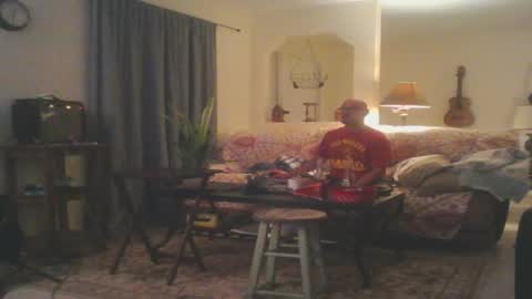 sirmuggsalot online show from December 1, 5:27 am