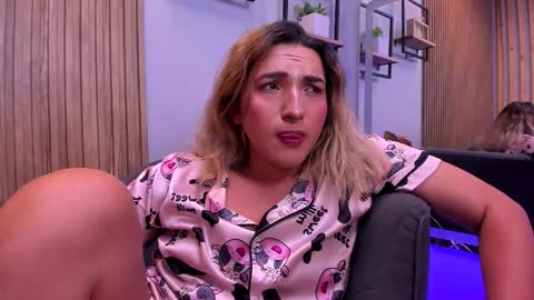   online show from December 20, 3:08 pm