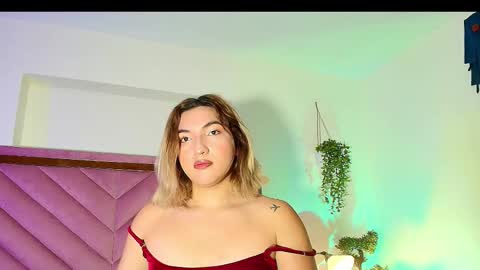   online show from October 3, 12:46 pm