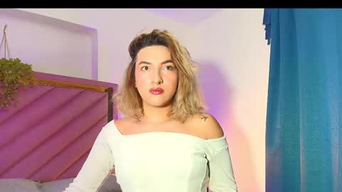   online show from October 28, 1:23 pm