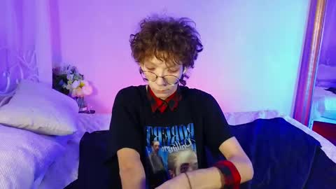 Tommie online show from February 26, 5:46 am