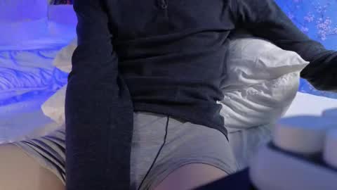 Tommie online show from November 1, 5:17 am