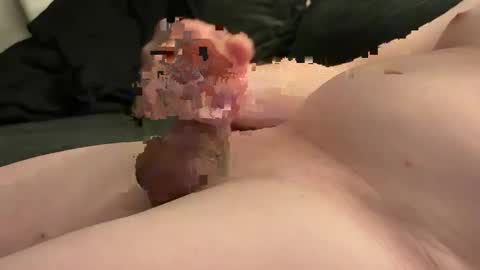 Snapshot of tommiller1 chatting on January 20, 9:01 pm tommiller1 online show from January 20, 9:01 pm