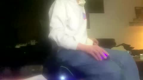 tommit84 online show from March 2, 11:53 pm