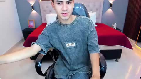 Tommy  online show from June 19, 9:15 am
