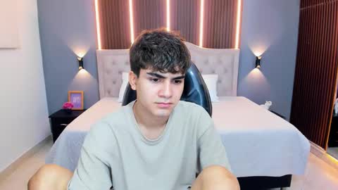 Tommy  online show from March 10, 3:33 am