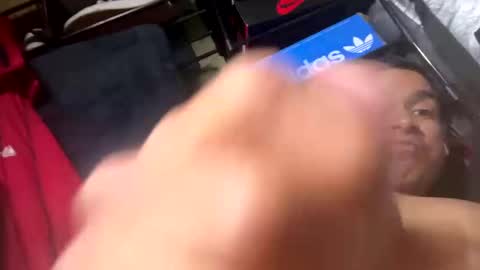 tommy375456 online show from January 27, 8:39 pm