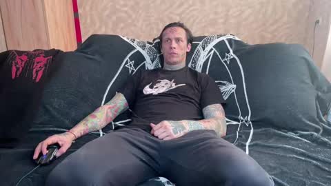 Tommy and Katana online show from February 28, 5:37 am