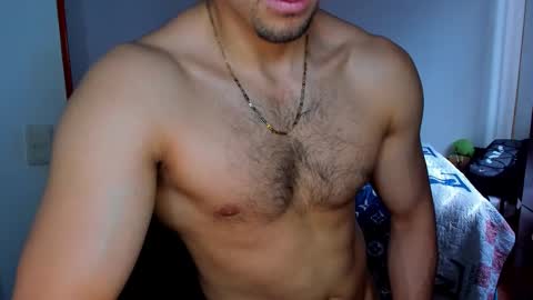 Twitter BreddTommy IG tommy bredd online show from October 26, 7:57 pm