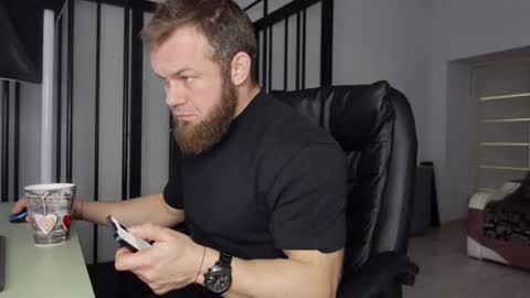  tommy burnzzz  online show from March 3, 9:00 am