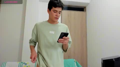   online show from October 28, 7:53 am