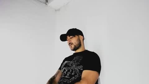 tommy_sccott online show from November 9, 11:18 pm