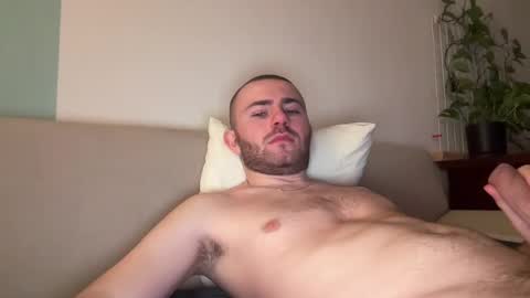 tommyflash_tut online show from March 2, 9:01 pm