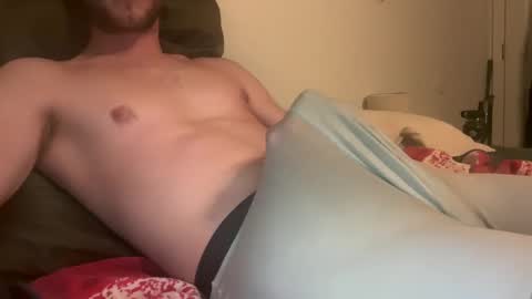 Snapshot of tommygunzsolo chatting on March 3, 1:42 am tommygunzsolo online show from March 3, 1:42 am