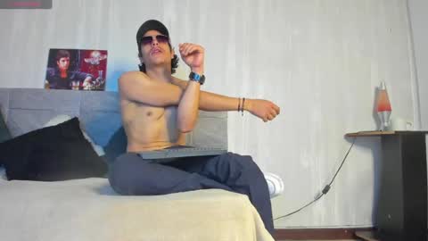 tommyhot7 online show from July 7, 9:08 pm