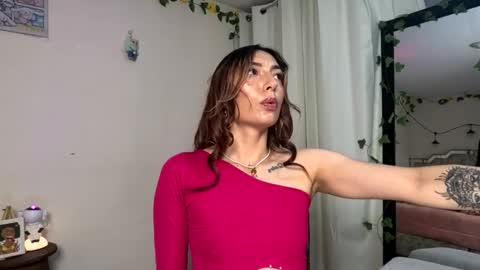 leyla  online show from February 18, 7:08 am