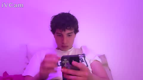 toni_y_sam online show from April 29, 1:21 am
