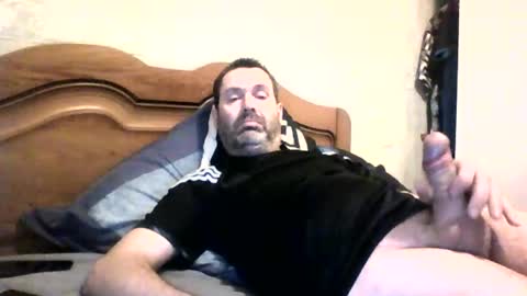 Snapshot of tonio358965 chatting on December 29, 7:43 pm tonio358965 online show from December 29, 7:43 pm