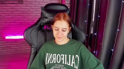 tonya_gray online show from January 5, 7:28 am