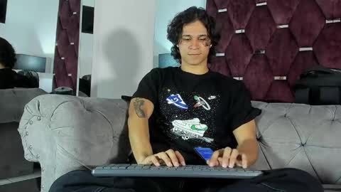 Tony Benedetti online show from April 16, 9:39 pm