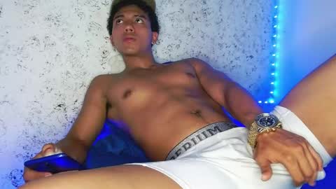 tonydesire_ online show from May 20, 7:53 pm