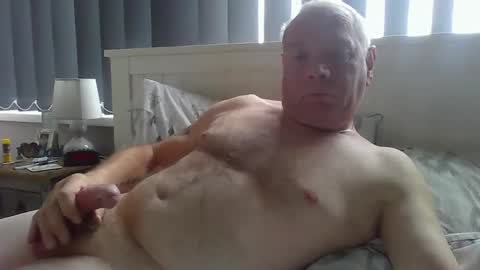 tonygibbson62 online show from April 17, 9:44 am