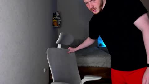 toohornyserj online show from October 11, 9:07 pm