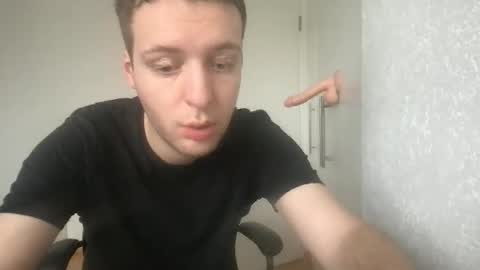 Max online show from February 15, 8:46 am