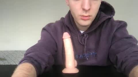 Max online show from January 11, 2:56 pm