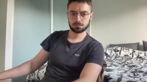 Tom online show from April 29, 9:58 am