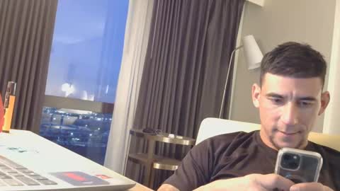 toomuchsmoke online show from December 12, 11:36 pm