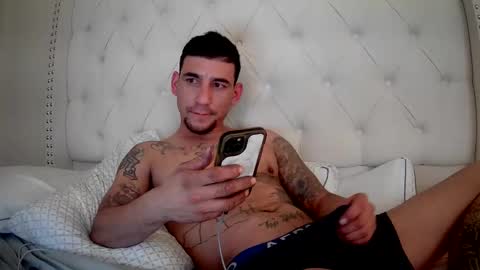 toomuchsmoke online show from November 11, 3:31 am