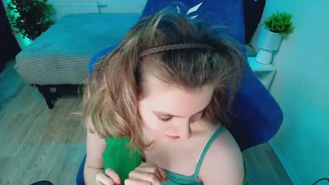 topcranberry online show from April 19, 6:10 pm