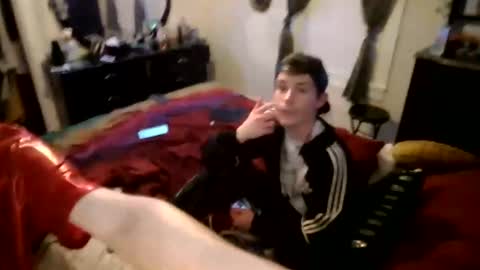 SagMeOreduceMe online show from November 9, 8:40 am