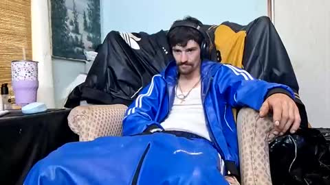 SagMeOreduceMe online show from April 22, 6:48 pm