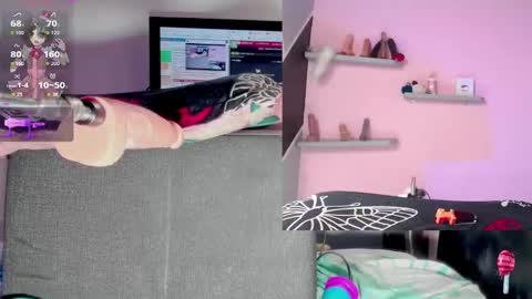 touk_kira online show from September 12, 3:03 pm