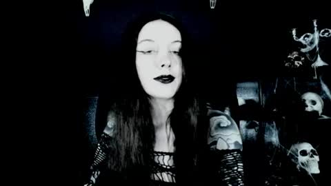 toxicdomme online show from July 10, 6:45 pm