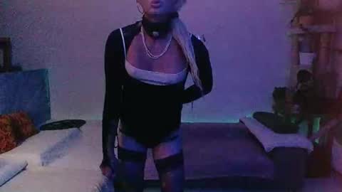 Patrizia online show from November 7, 2:47 am