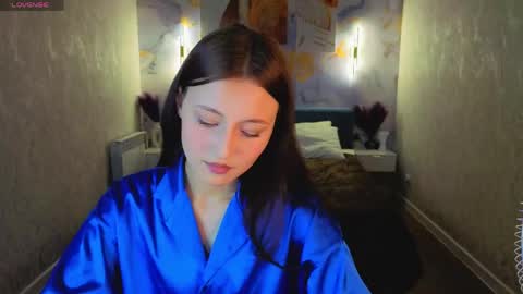tracey_gill online show from May 24, 10:55 am