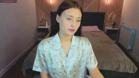 tracey_gill online show from May 21, 10:22 am