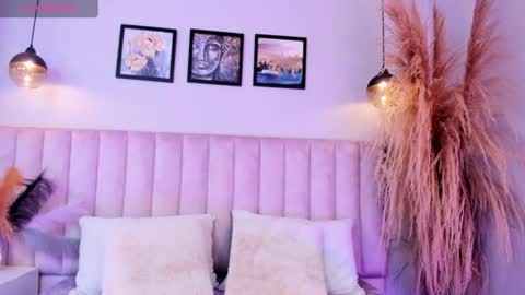 Tracy  online show from June 15, 12:52 pm