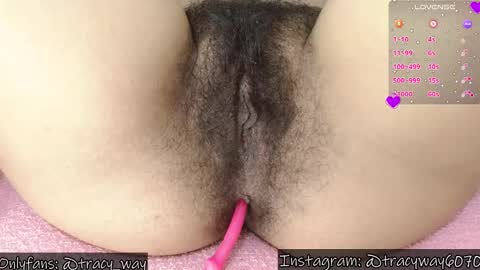 Snapshot of tracy_way1 chatting on September 29, 11:15 pm Isabell    online show from September 29, 11:15 pm