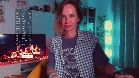 Hey my name is Kiri Kiri online show from May 22, 11:33 pm