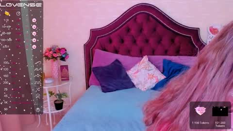 Kate online show from February 22, 9:23 am