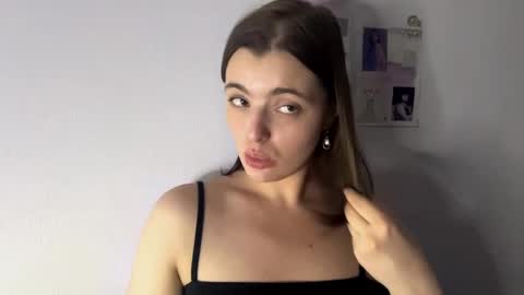 Amelia online show from September 10, 6:20 pm