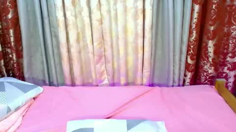 Gigi online show from December 4, 9:09 am