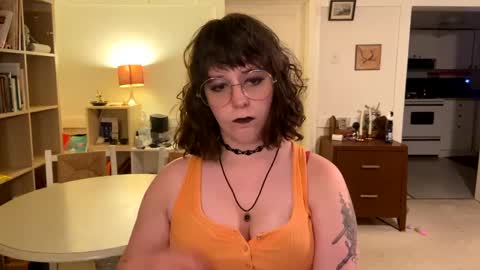 Snapshot of transcumchalice chatting on September 13, 1:52 am Mercy online show from September 13, 1:52 am